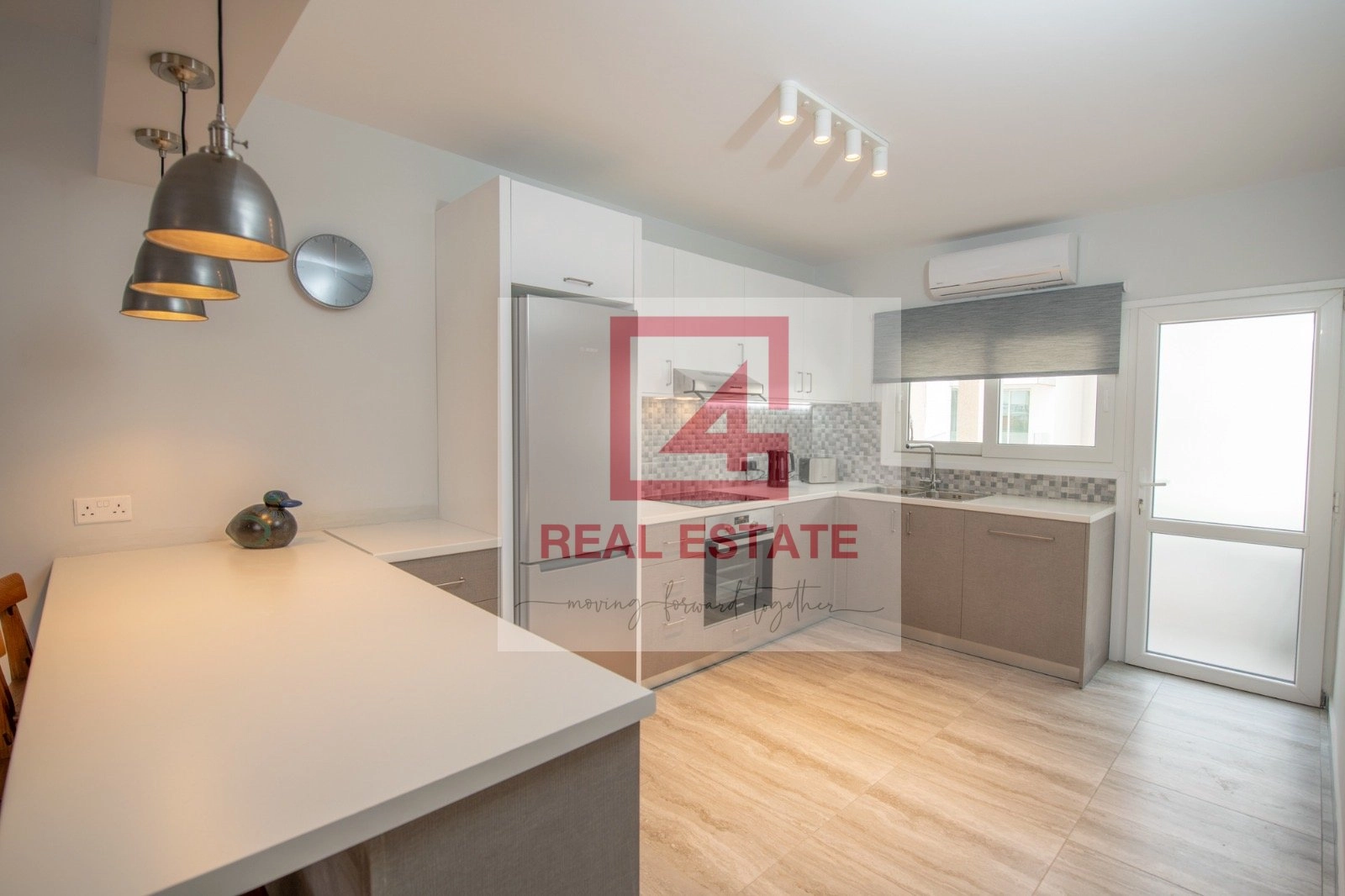 2 Bedroom Apartment for Rent in Potamos Germasogeias, Limassol District