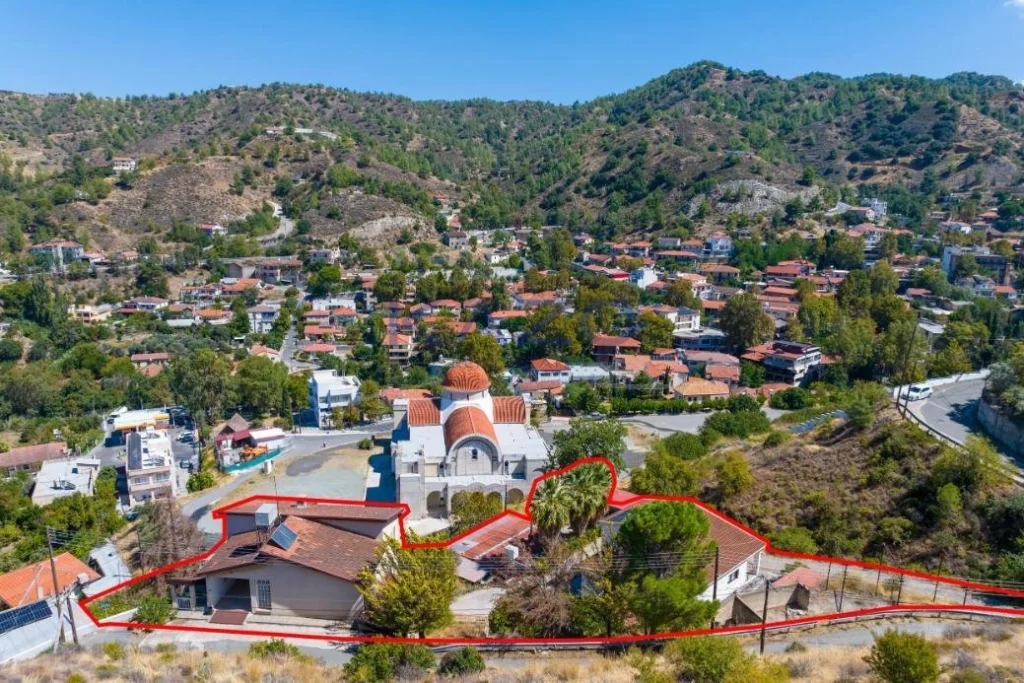 4 Bedroom House for Sale in Kakopetria, Nicosia District