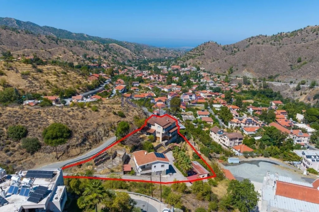 4 Bedroom House for Sale in Kakopetria, Nicosia District