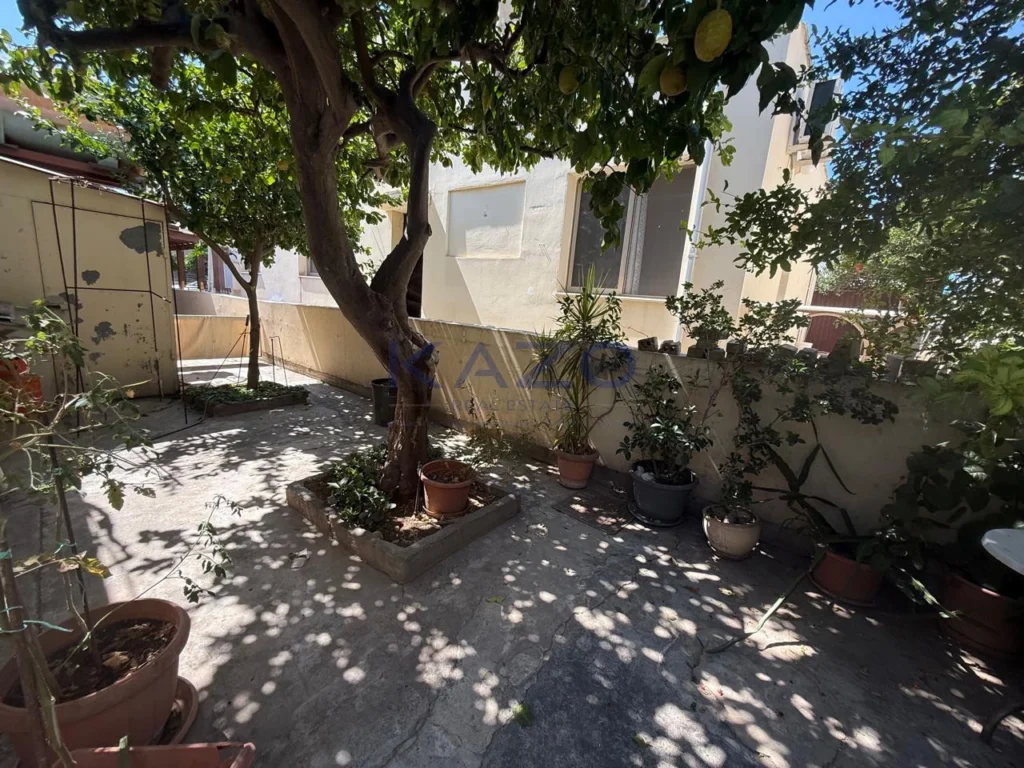 2 Bedroom House for Sale in Limassol – Kapsalos