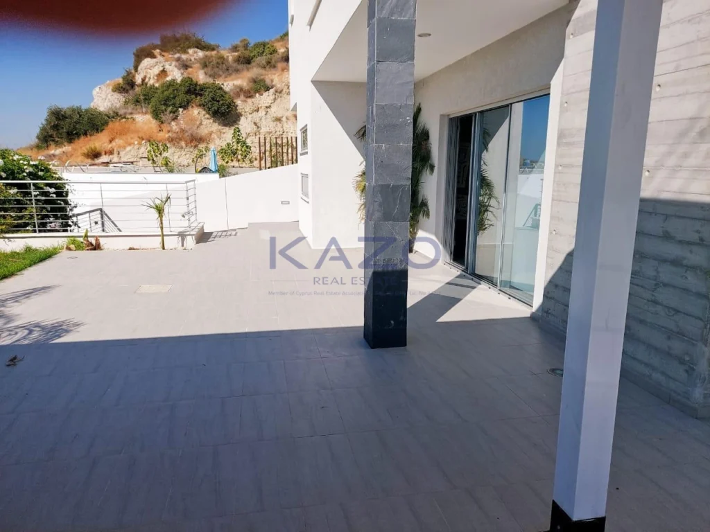 4 Bedroom House for Sale in Palodeia, Limassol District
