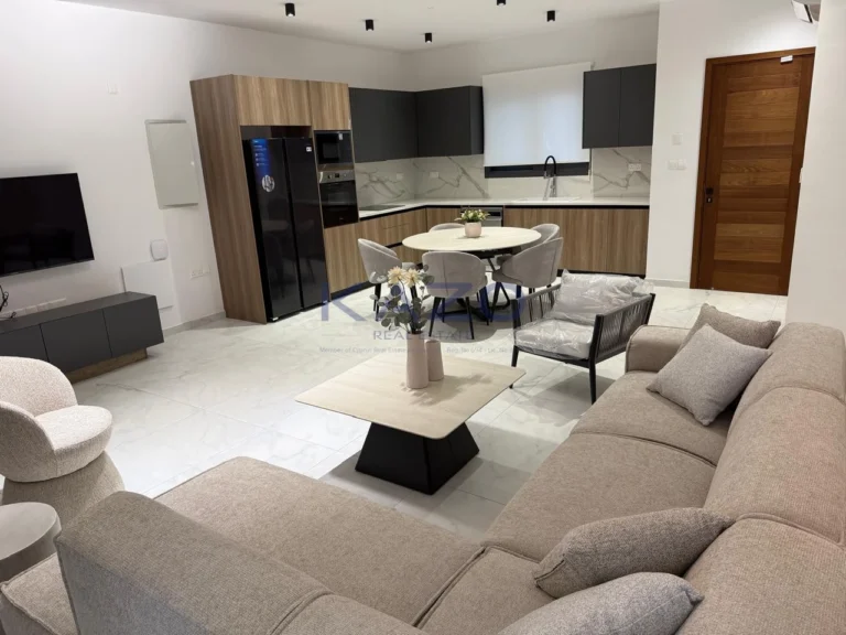 2 Bedroom House for Rent in Agios Tychonas, Limassol District