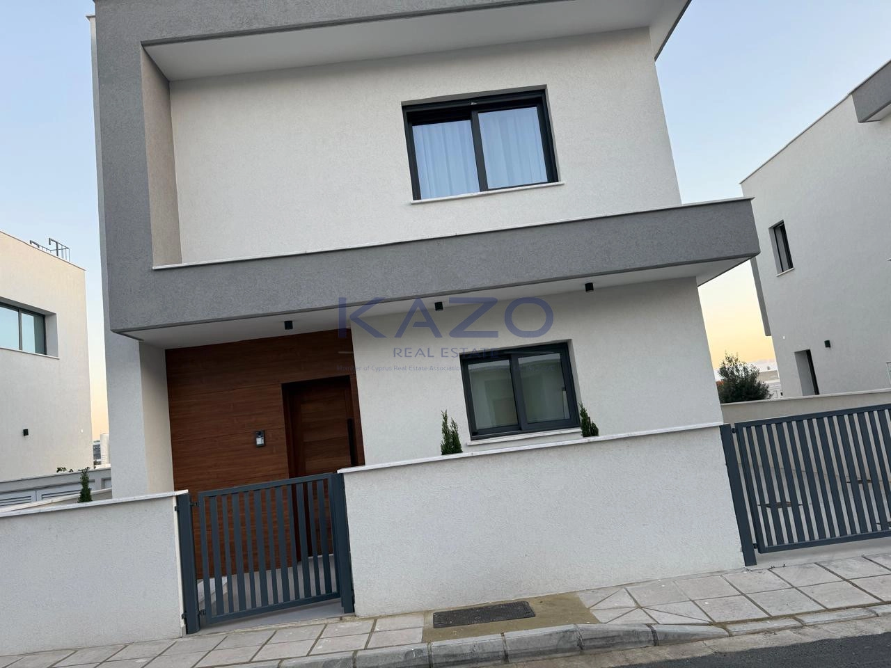 2 Bedroom House for Rent in Agios Tychonas, Limassol District