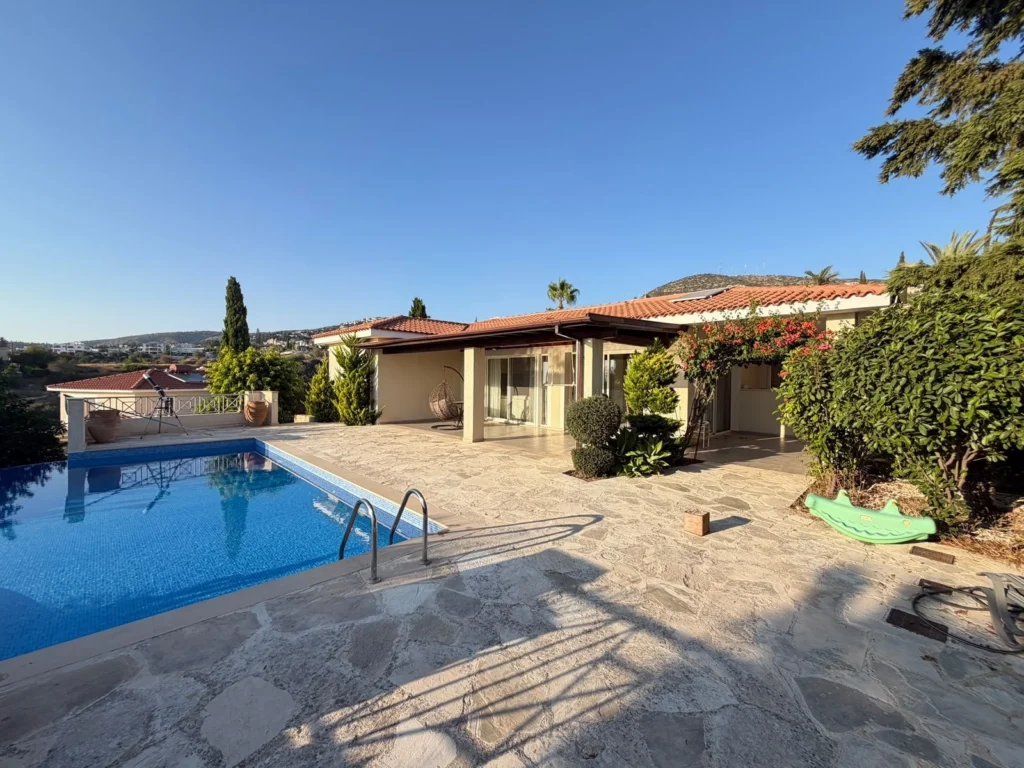3 Bedroom House for Rent in Tala, Paphos District