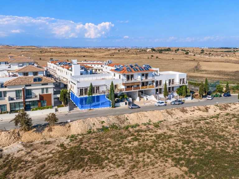 2 Bedroom Apartment for Sale in Tersefanou, Larnaca District