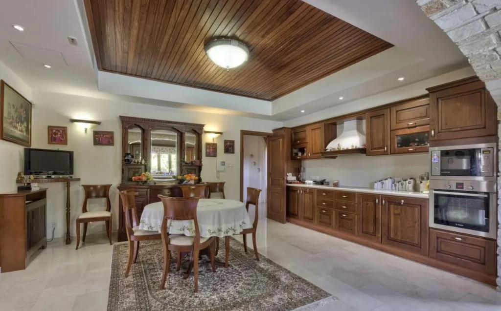 6+ Bedroom House for Rent in Souni, Limassol District