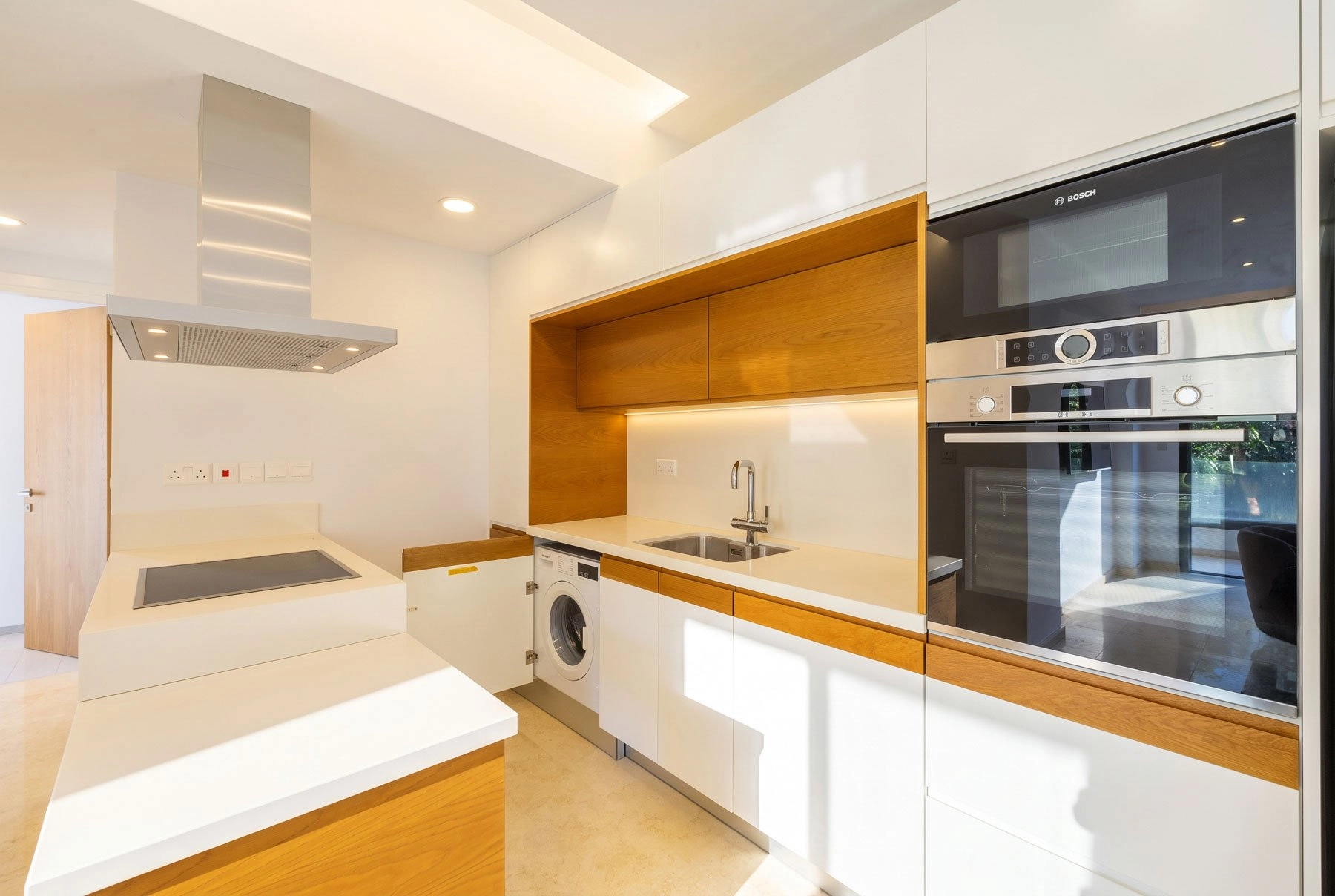 2 Bedroom Apartment for Sale in Paphos – Universal