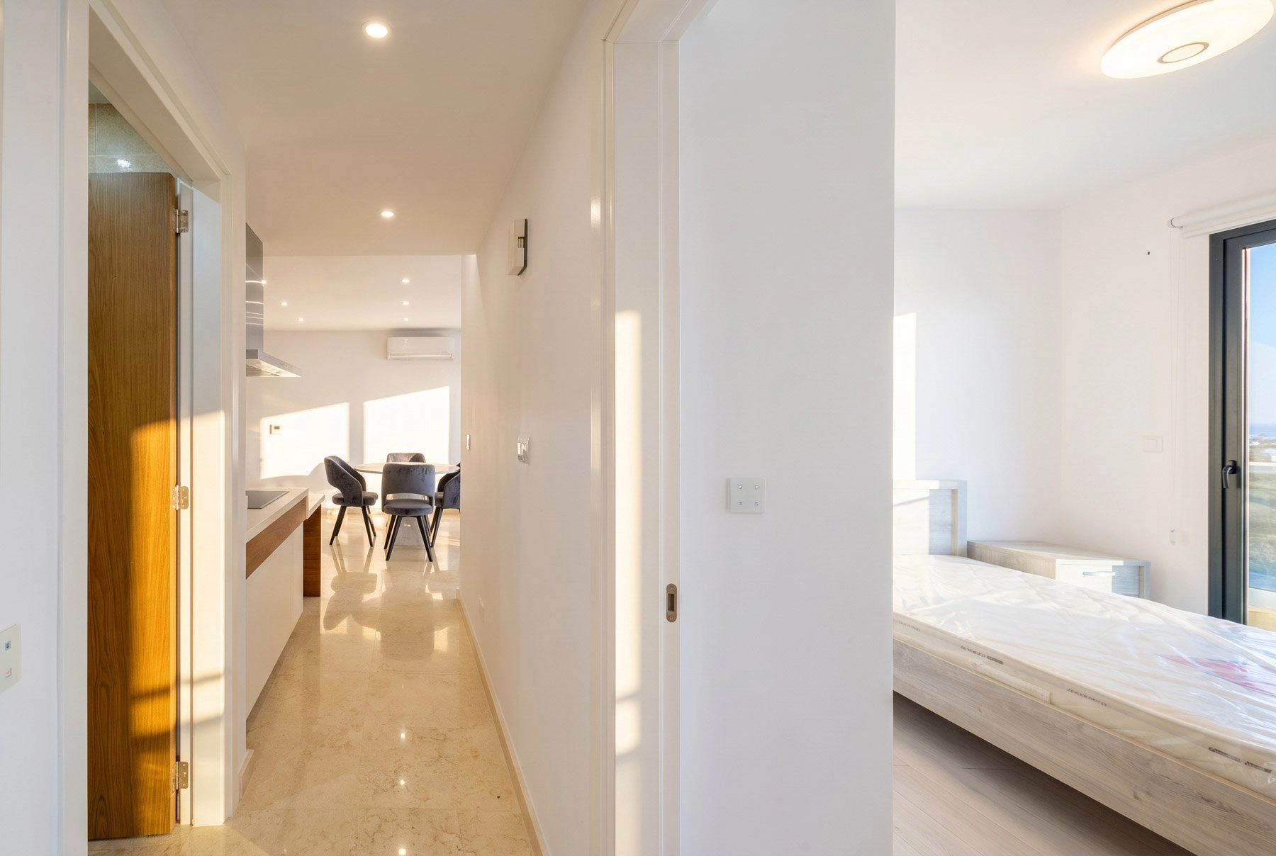2 Bedroom Apartment for Sale in Paphos – Universal