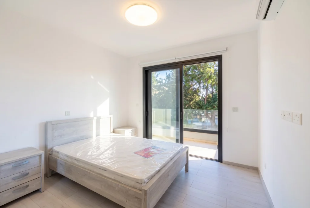 2 Bedroom Apartment for Sale in Paphos – Universal