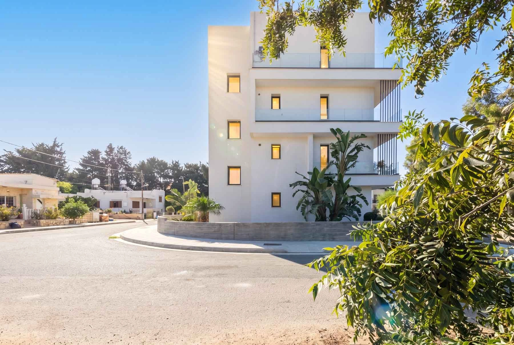 2 Bedroom Apartment for Sale in Paphos – Universal