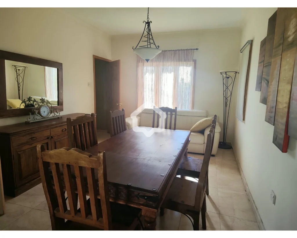 5 Bedroom House for Sale in Agios Dometios, Nicosia District
