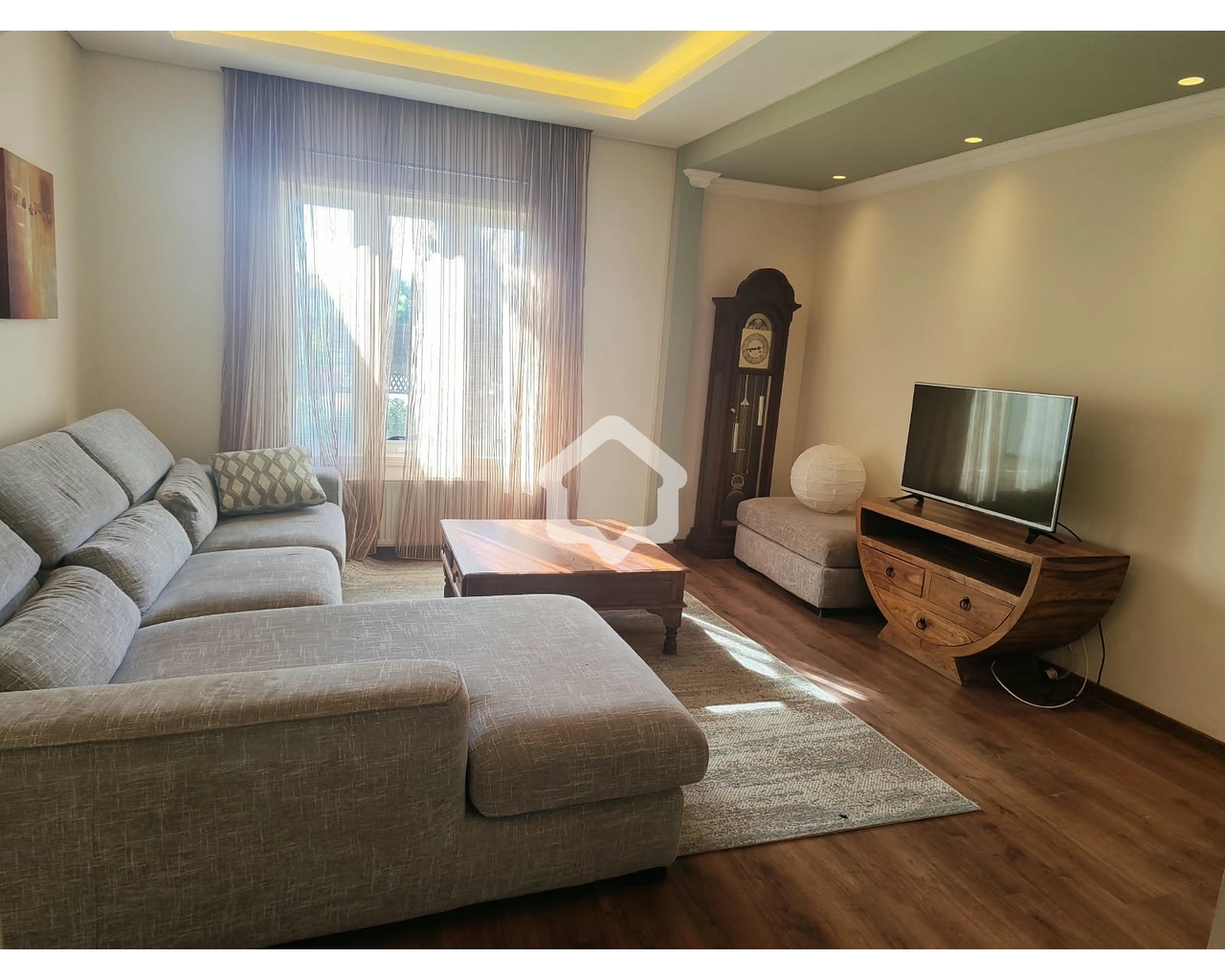 5 Bedroom House for Sale in Agios Dometios, Nicosia District