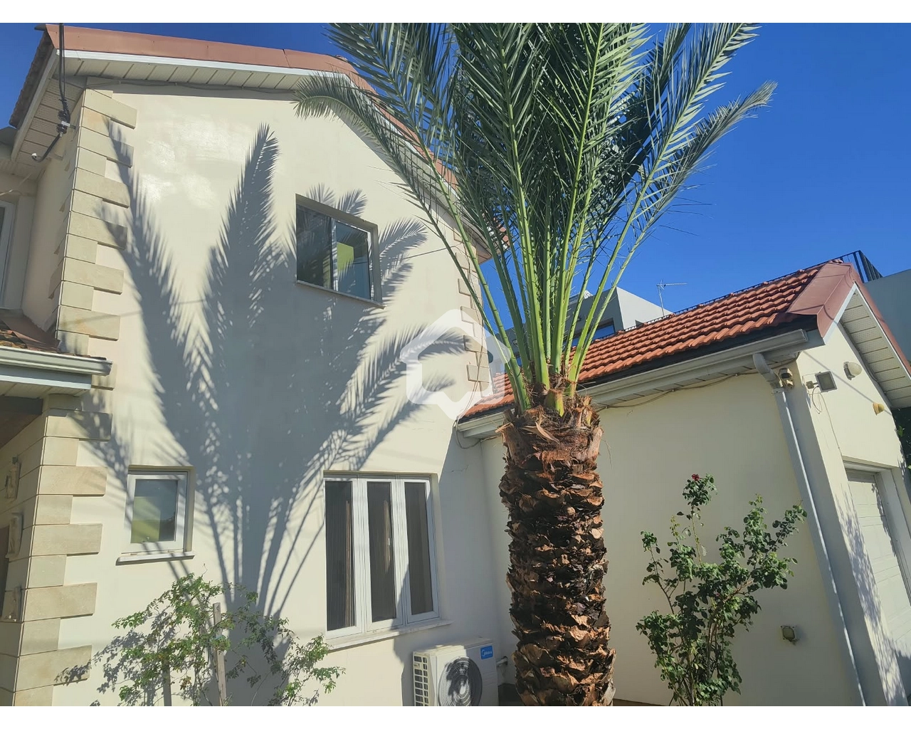 5 Bedroom House for Sale in Agios Dometios, Nicosia District