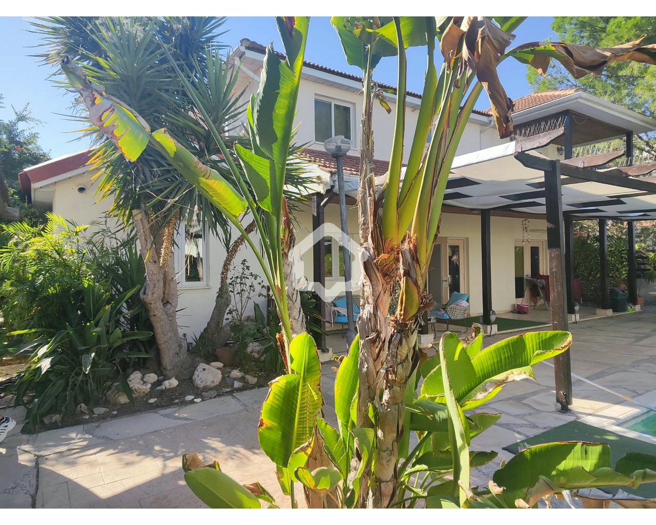 5 Bedroom House for Sale in Agios Dometios, Nicosia District