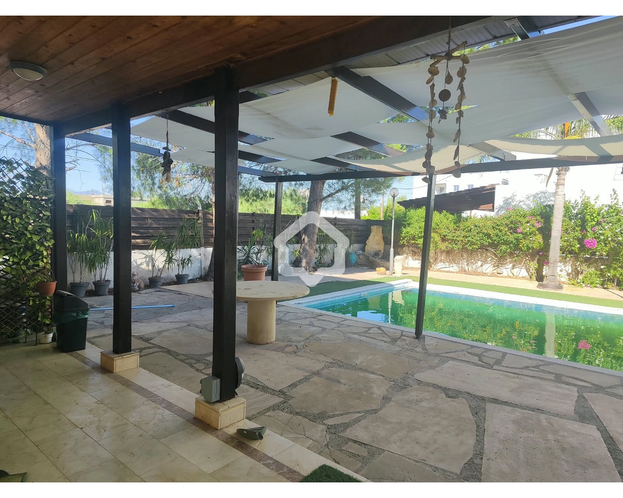5 Bedroom House for Sale in Agios Dometios, Nicosia District