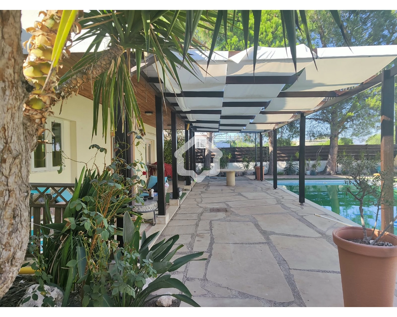 5 Bedroom House for Sale in Agios Dometios, Nicosia District