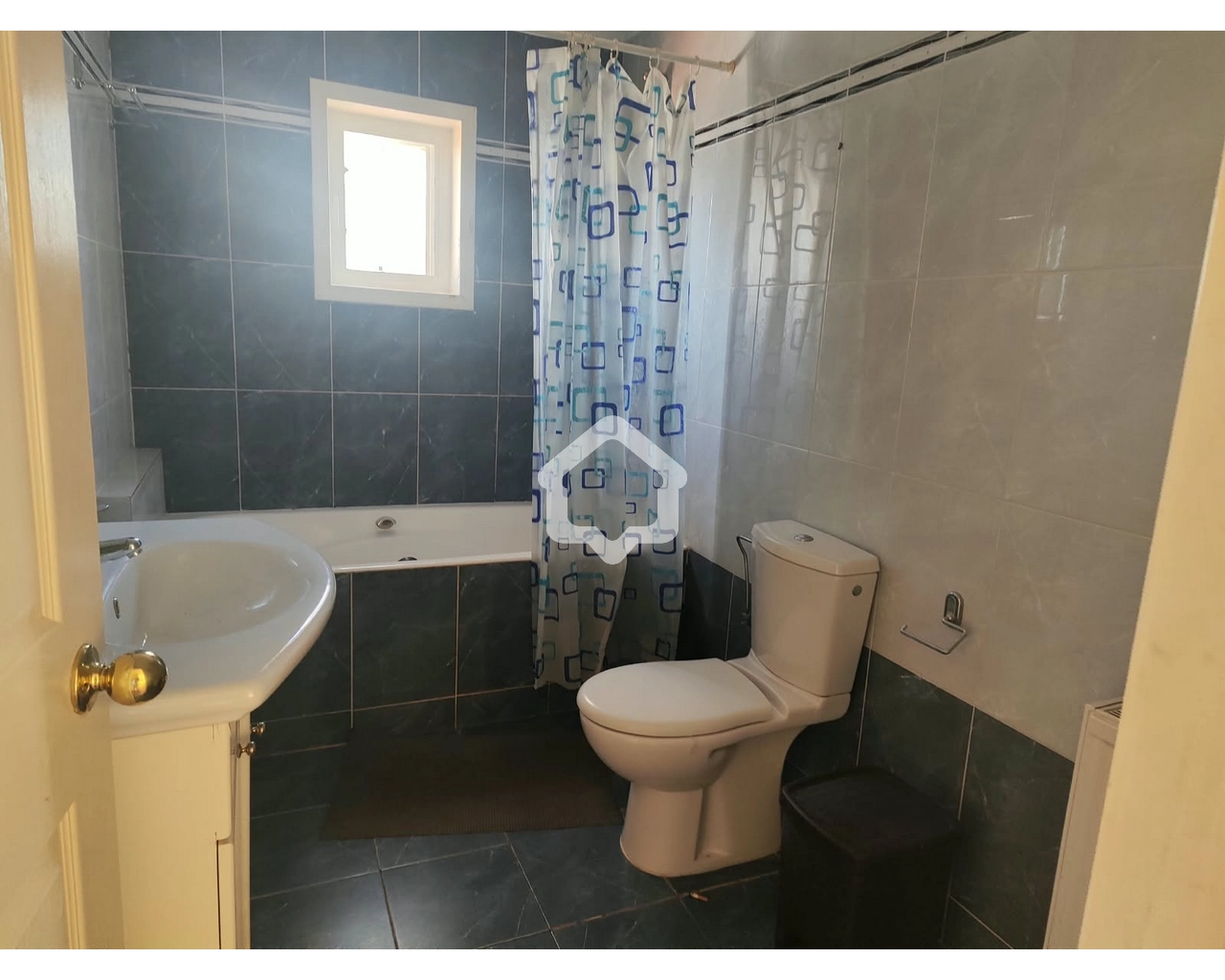 5 Bedroom House for Sale in Agios Dometios, Nicosia District
