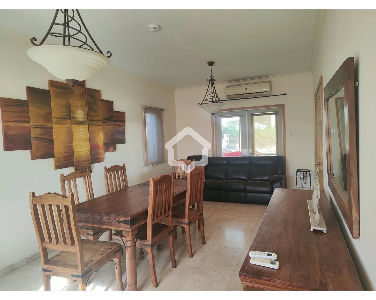 5 Bedroom House for Sale in Agios Dometios, Nicosia District