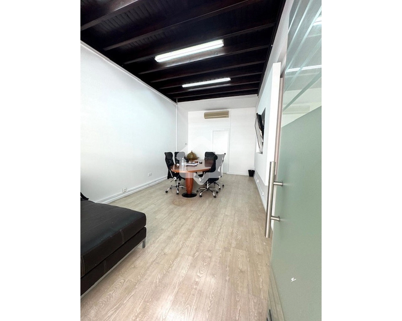 Office for Rent in Agios Tychonas, Limassol District