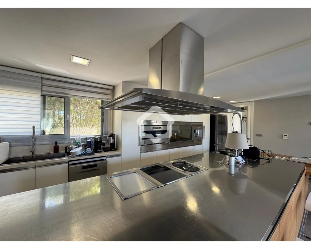 4 Bedroom House for Sale in Pano Deftera, Nicosia District