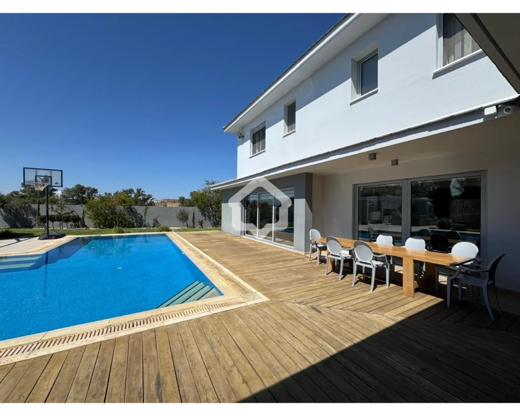 4 Bedroom House for Sale in Pano Deftera, Nicosia District