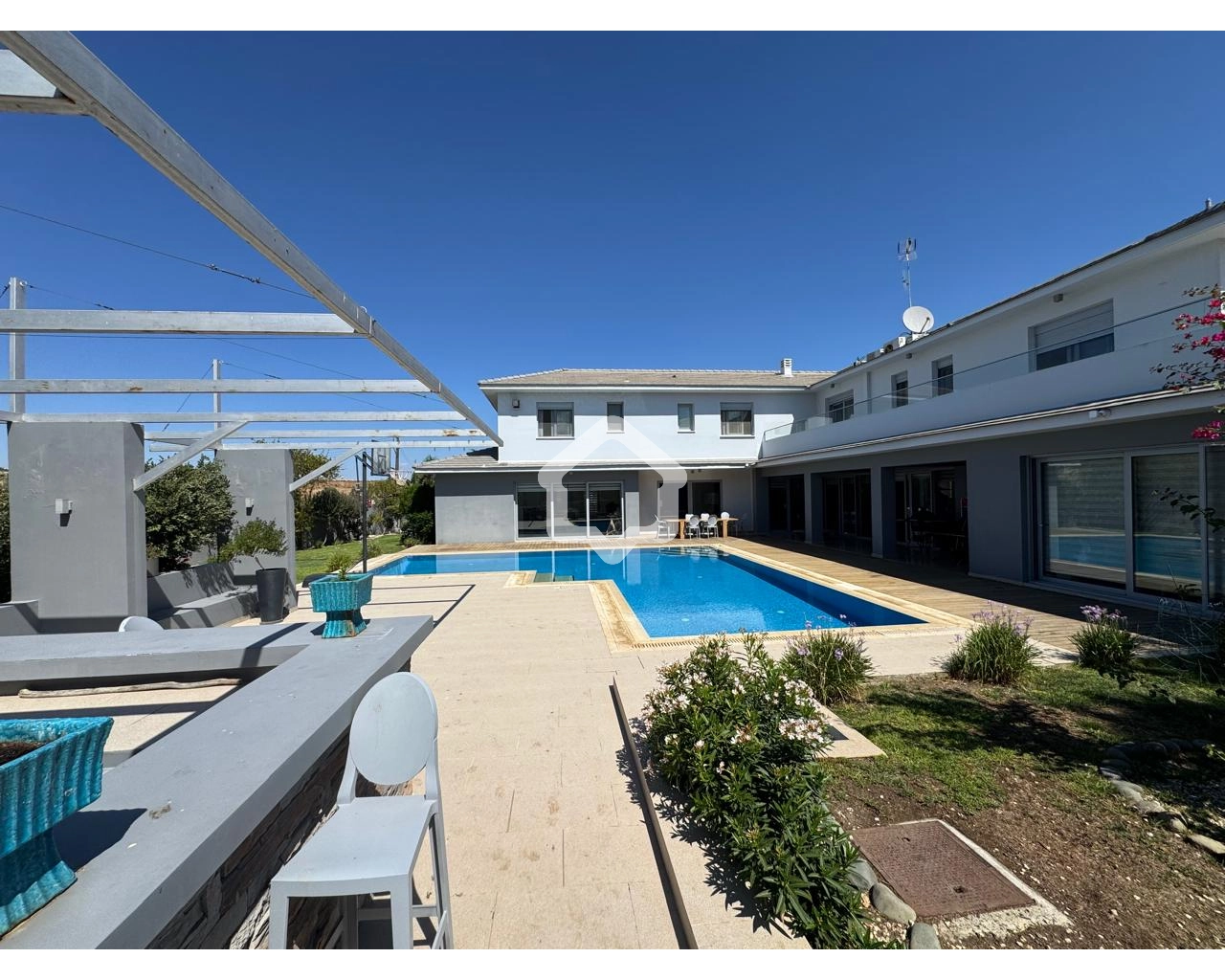4 Bedroom House for Sale in Pano Deftera, Nicosia District