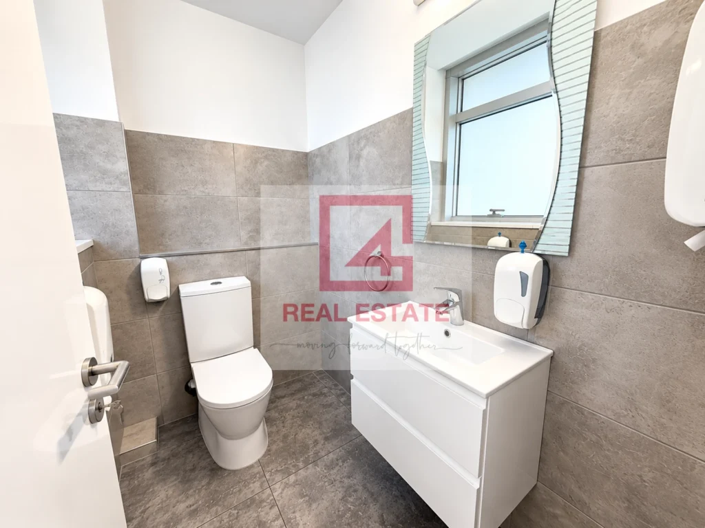 95m² Office for Rent in Limassol – Agios Nicolaos