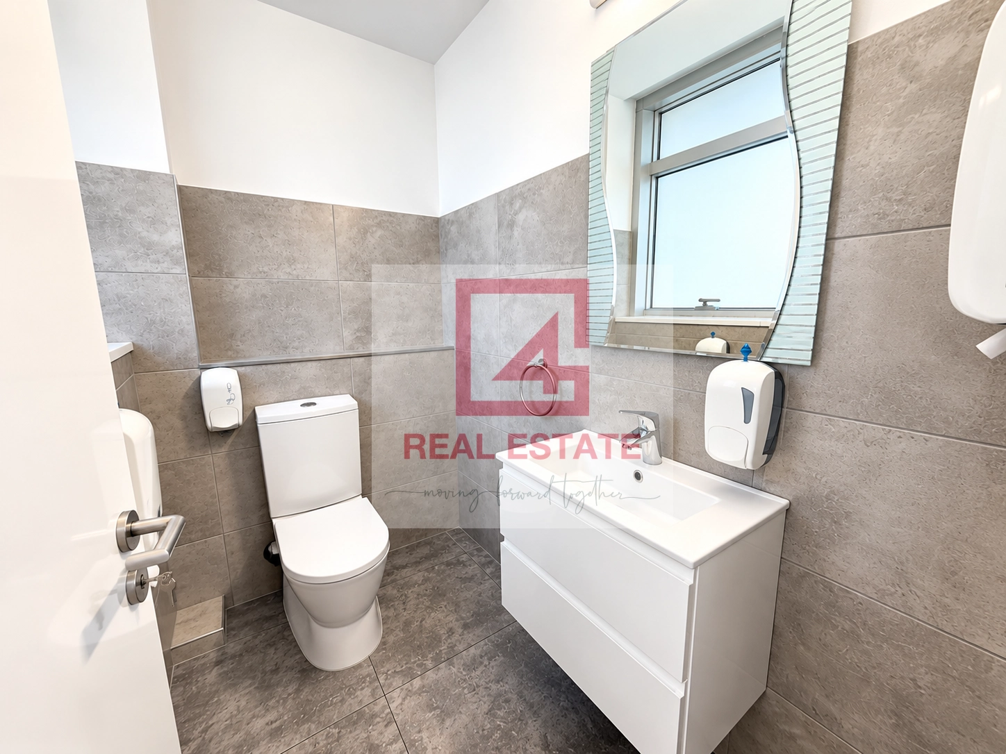 95m² Office for Rent in Limassol – Agios Nicolaos