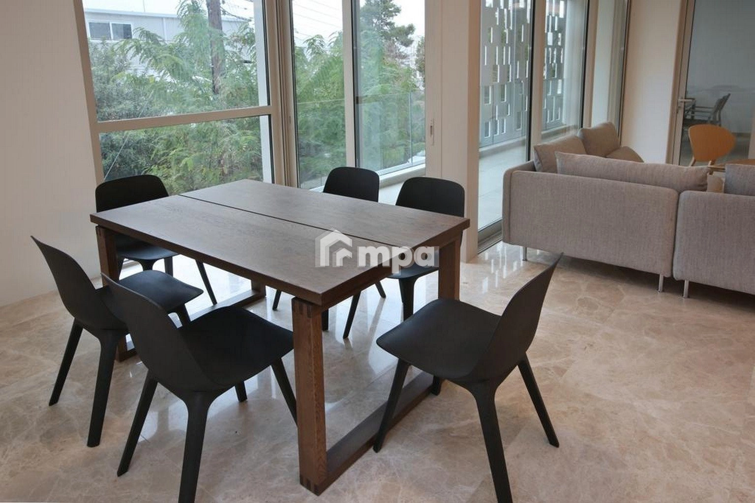 2 Bedroom Apartment for Rent in Agioi Omologites, Nicosia District