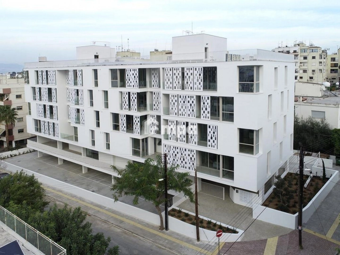 2 Bedroom Apartment for Rent in Agioi Omologites, Nicosia District