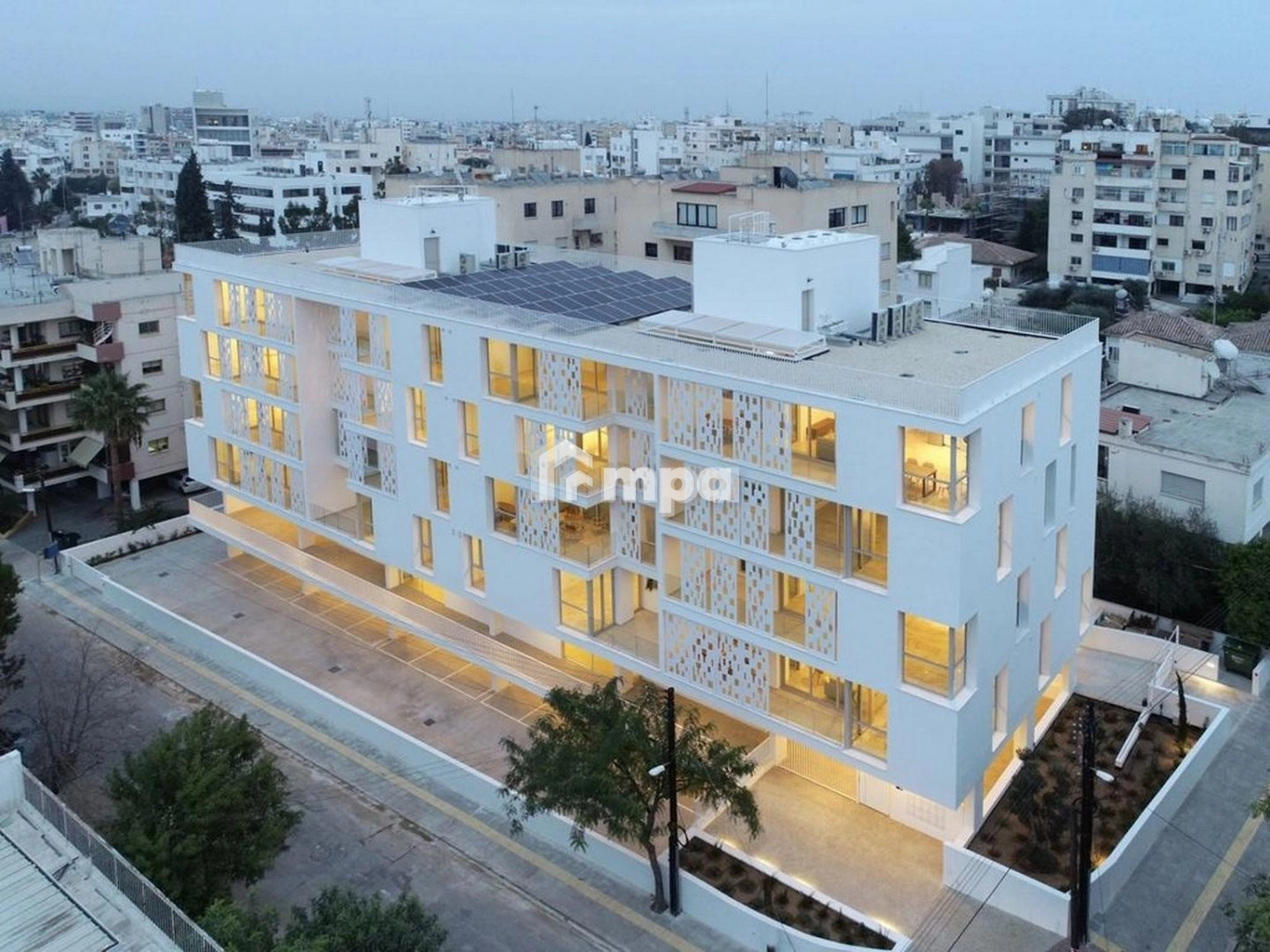 2 Bedroom Apartment for Rent in Agioi Omologites, Nicosia District