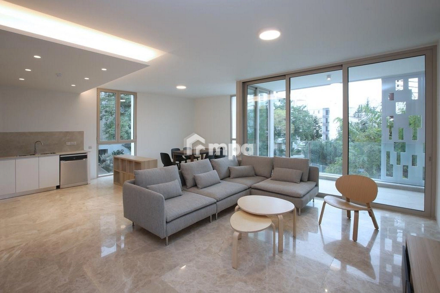 2 Bedroom Apartment for Rent in Agioi Omologites, Nicosia District