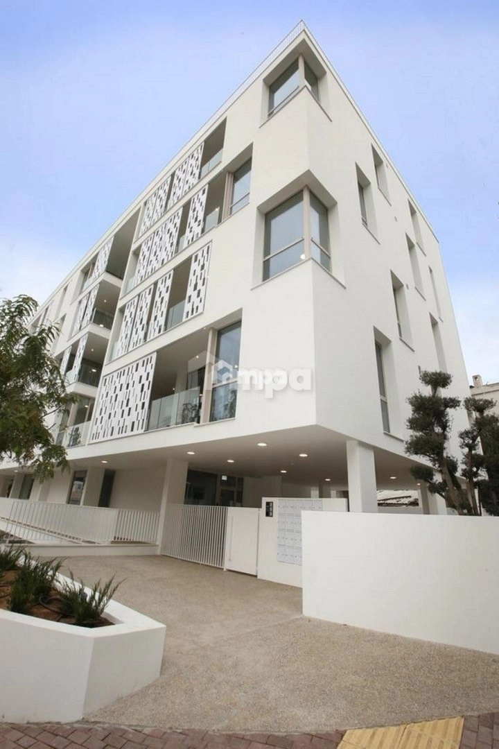 2 Bedroom Apartment for Rent in Agioi Omologites, Nicosia District