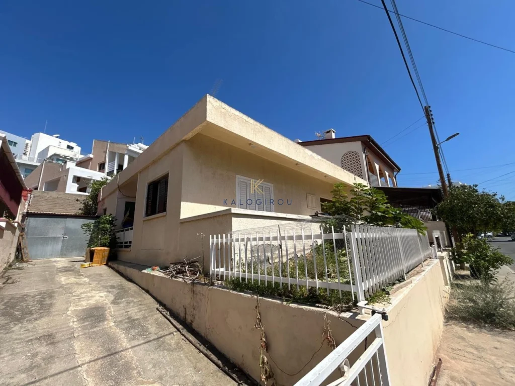3 Bedroom House for Sale in Drosia, Larnaca District