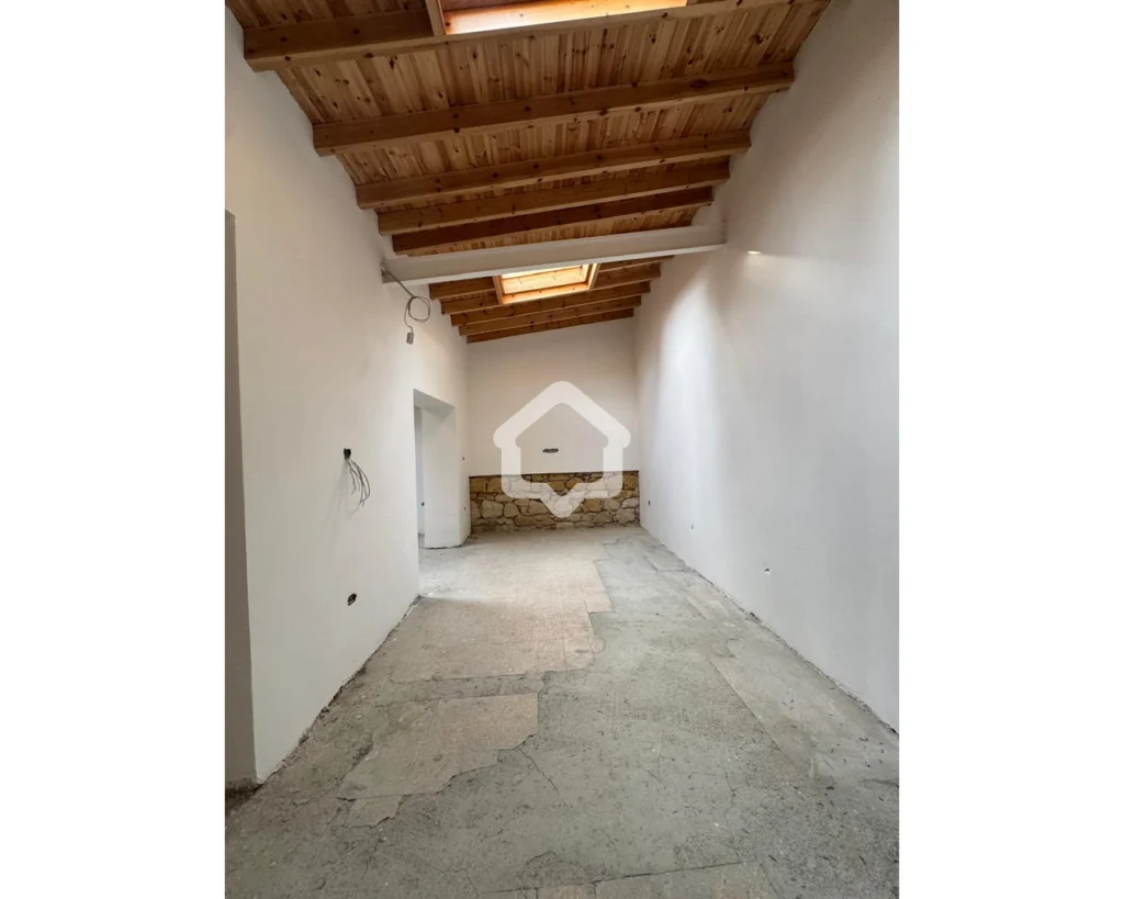2 Bedroom House for Sale in Strovolos, Nicosia District