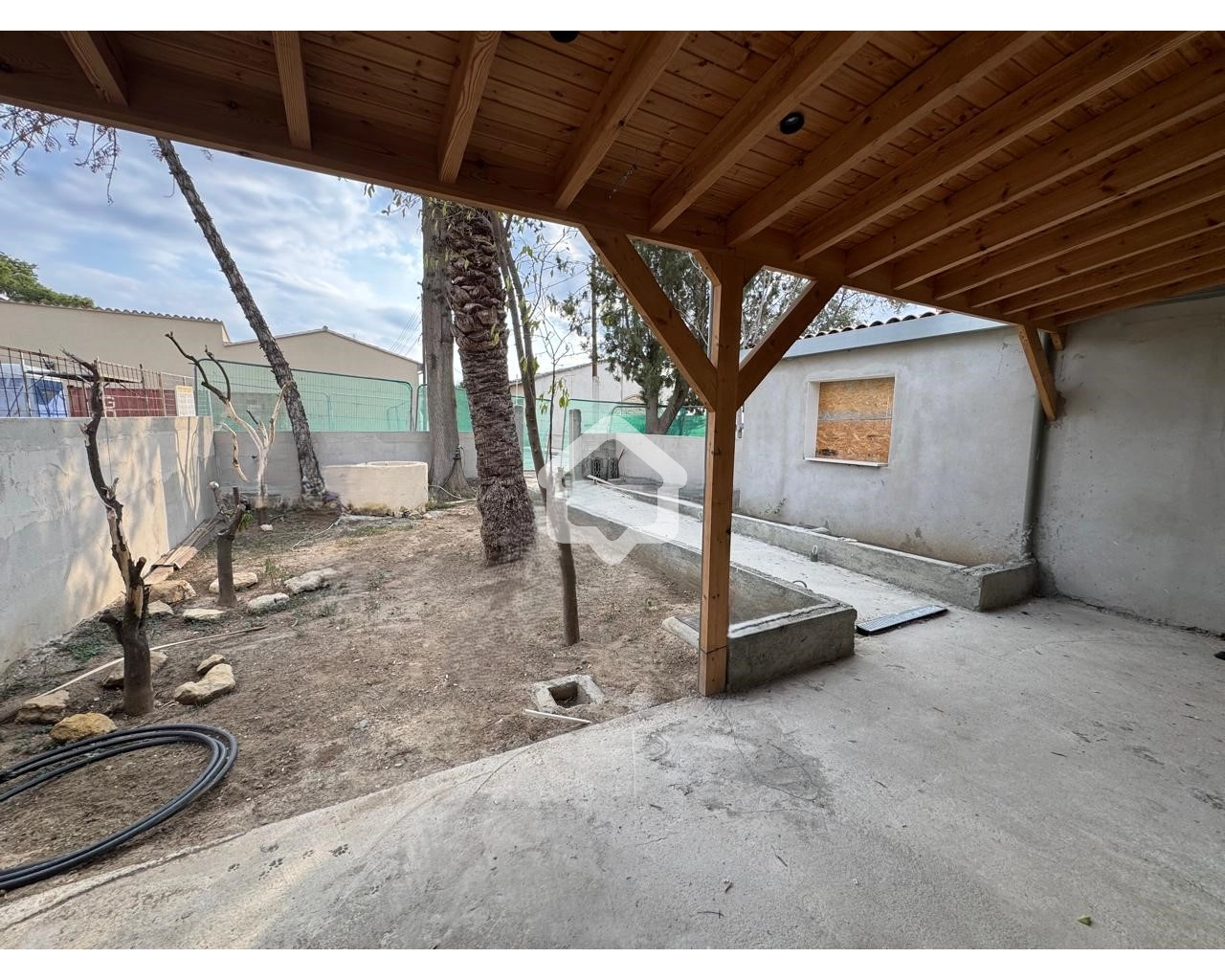 2 Bedroom House for Sale in Strovolos, Nicosia District