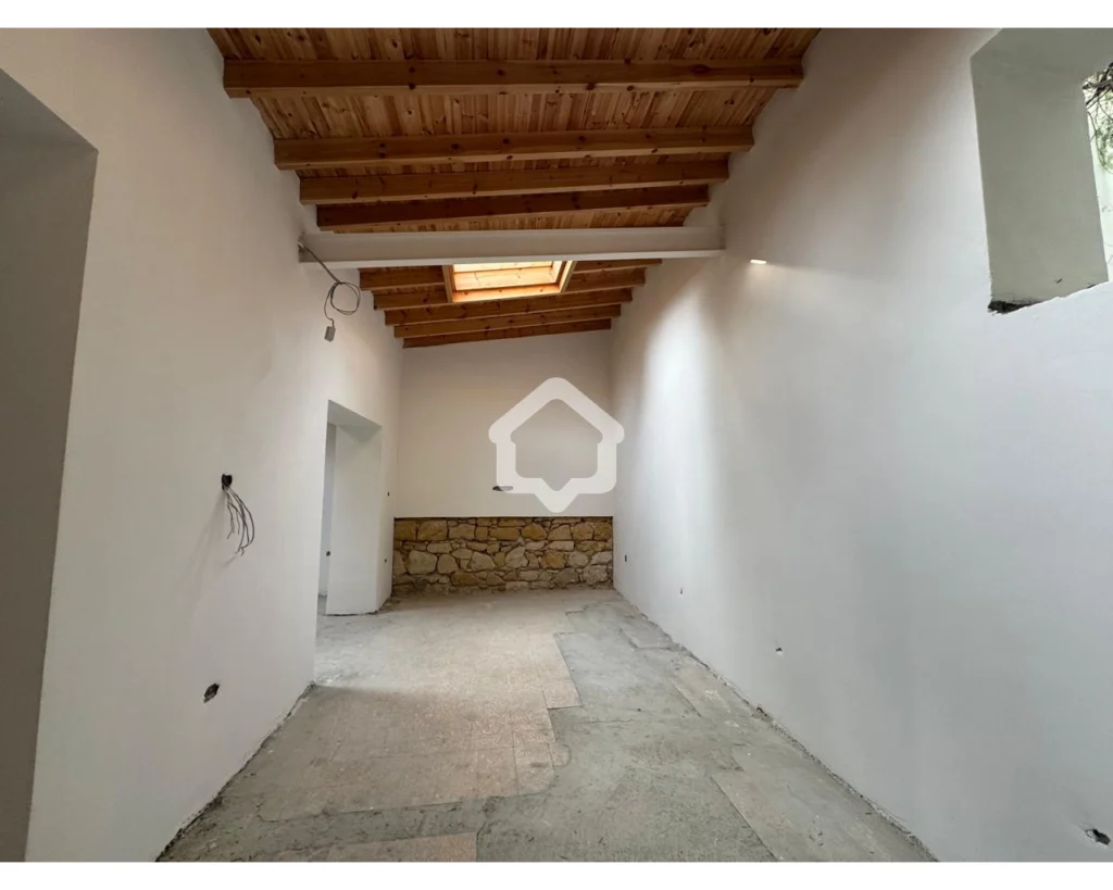 2 Bedroom House for Sale in Strovolos, Nicosia District