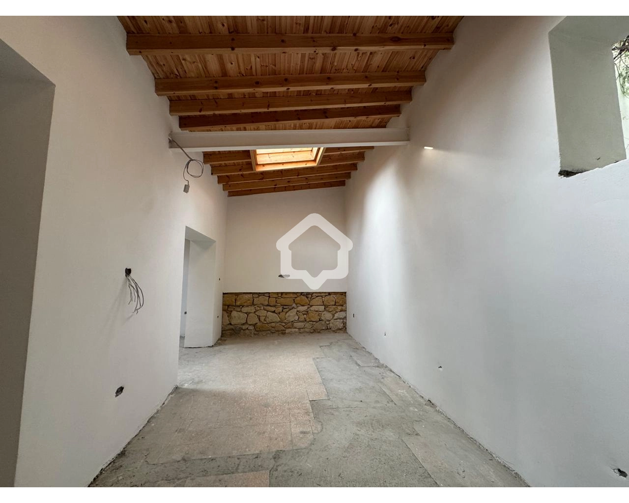2 Bedroom House for Sale in Strovolos, Nicosia District