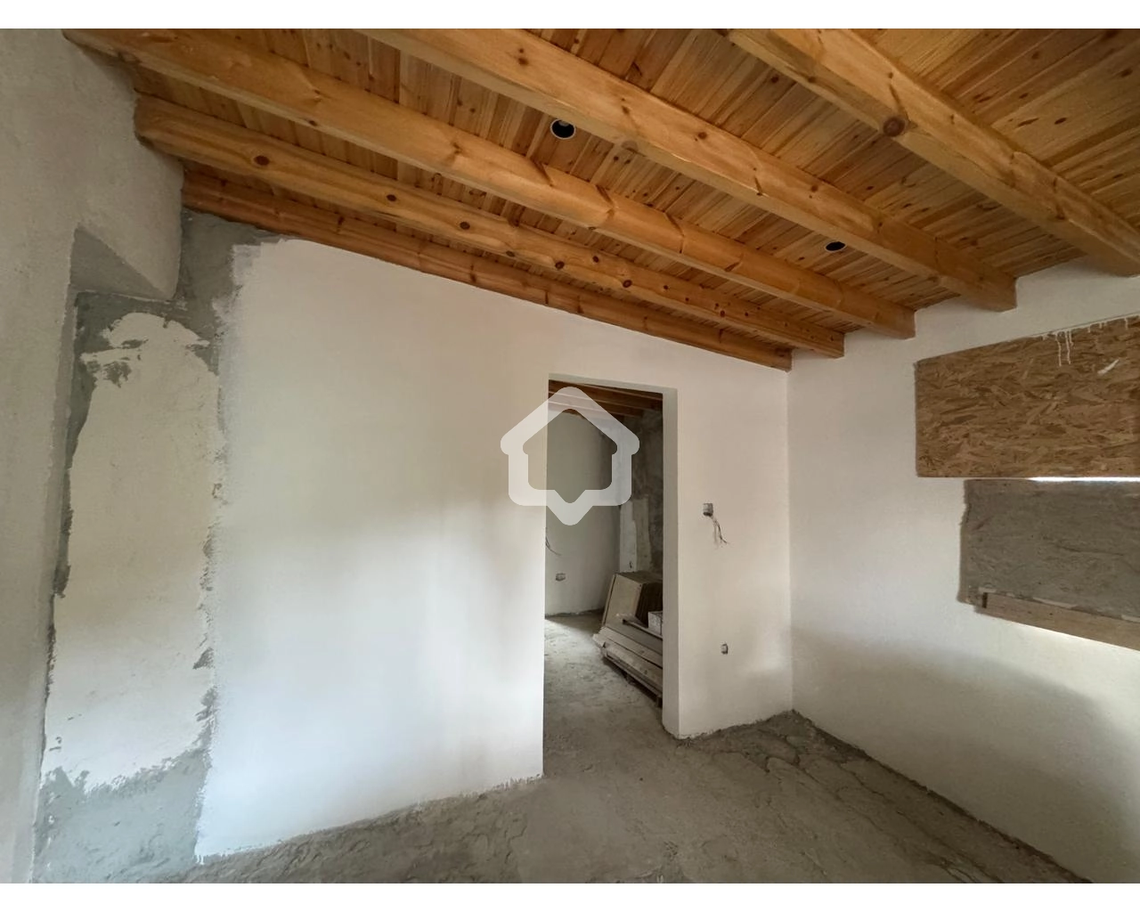 2 Bedroom House for Sale in Strovolos, Nicosia District