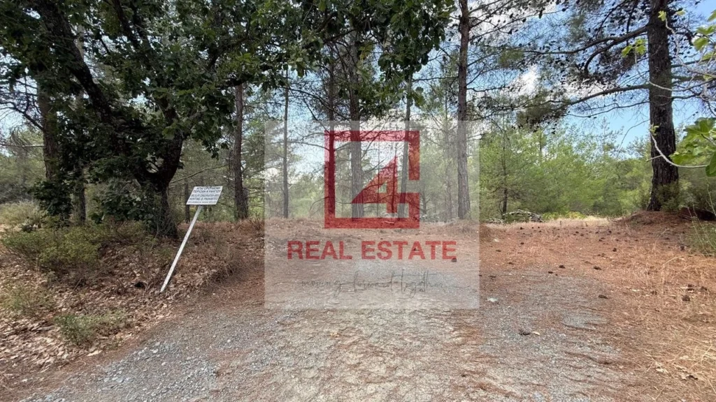 8,110m² Plot for Sale in Pano Platres, Limassol District