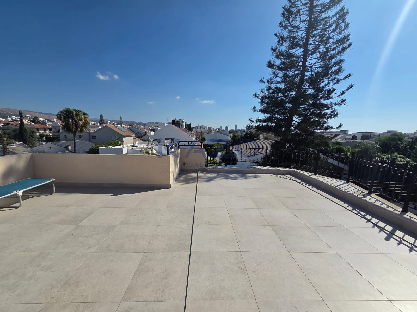 393m² Building for Sale in Limassol District