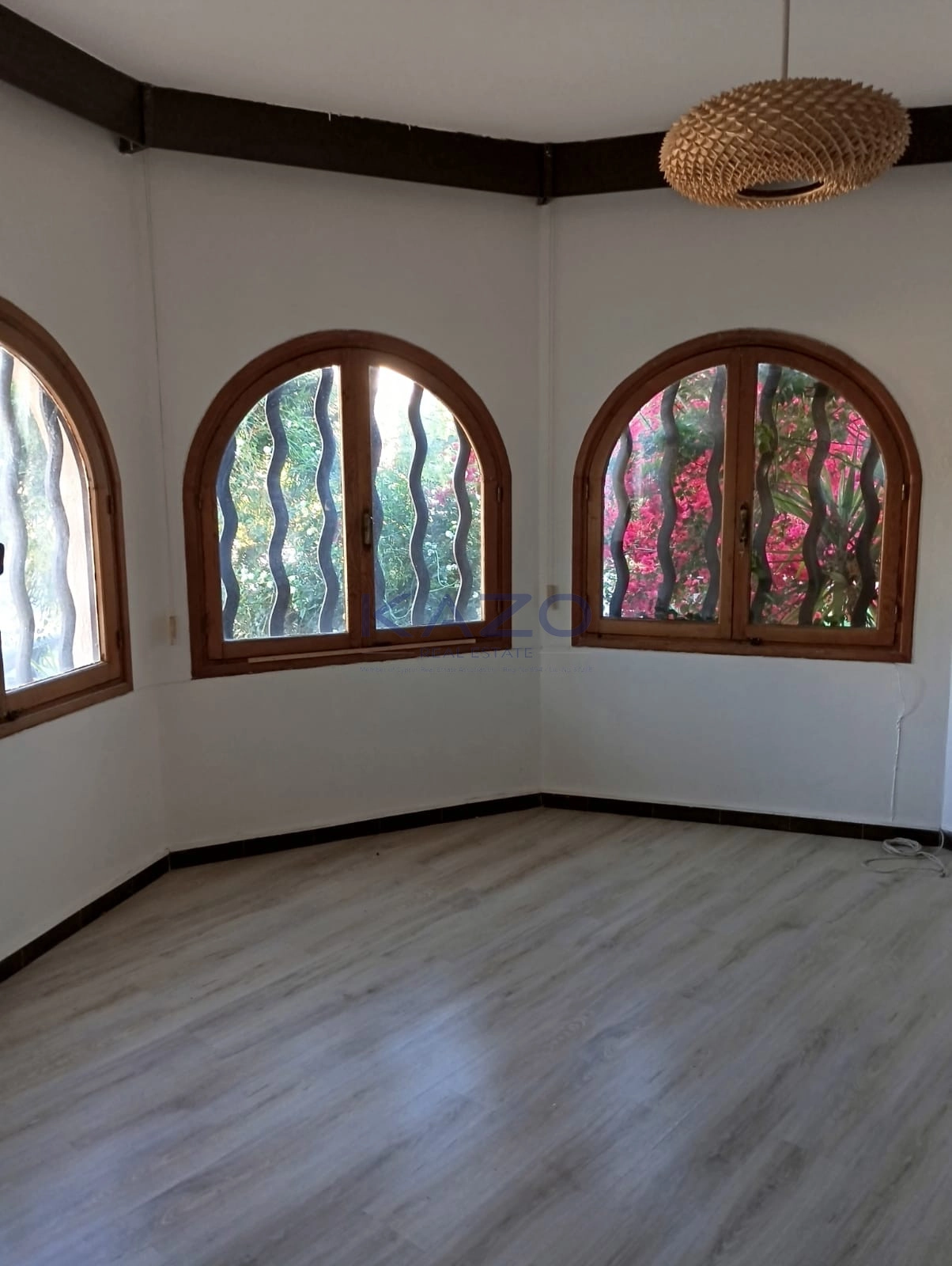 393m² Building for Sale in Limassol District