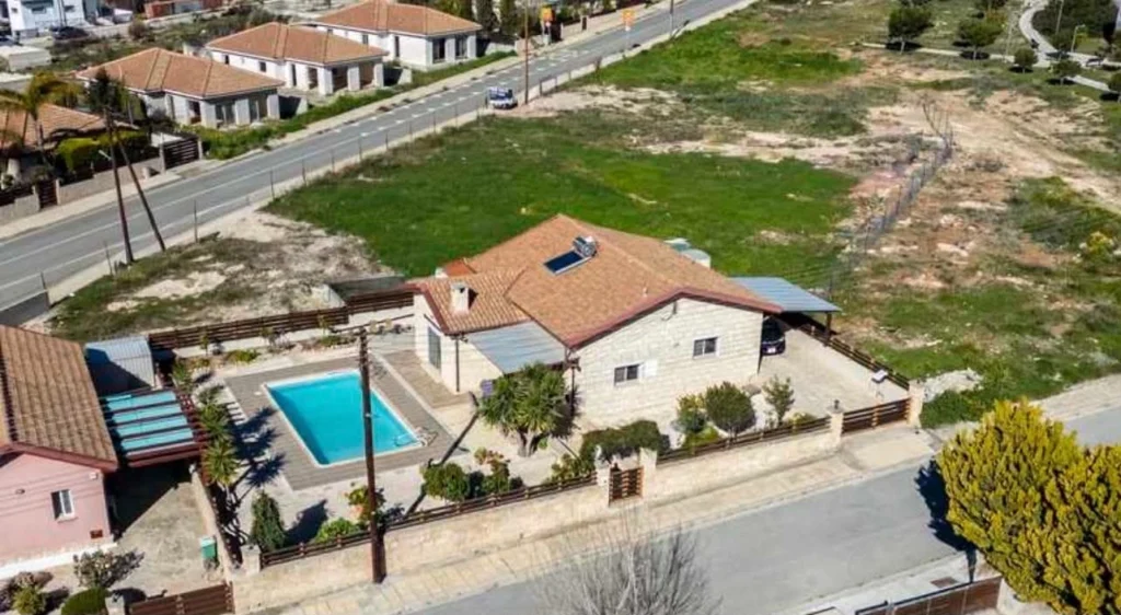 2 Bedroom House for Rent in Souni, Limassol District