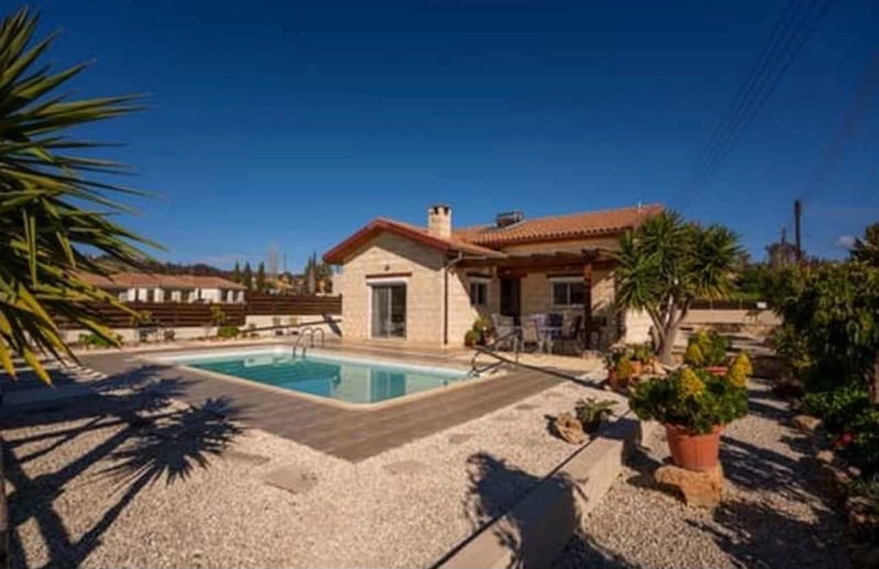 2 Bedroom House for Rent in Souni, Limassol District