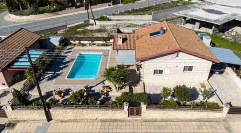 2 Bedroom House for Rent in Souni, Limassol District