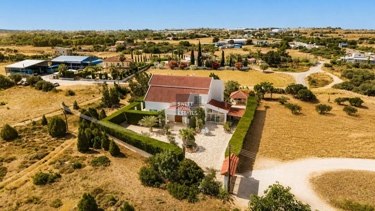 4 Bedroom House for Sale in Paralimni, Famagusta District