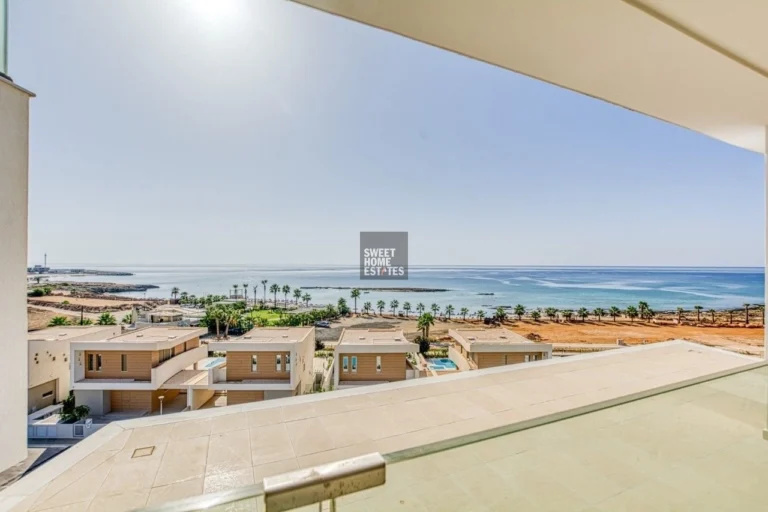2 Bedroom Apartment for Sale in Agia Thekla, Famagusta District