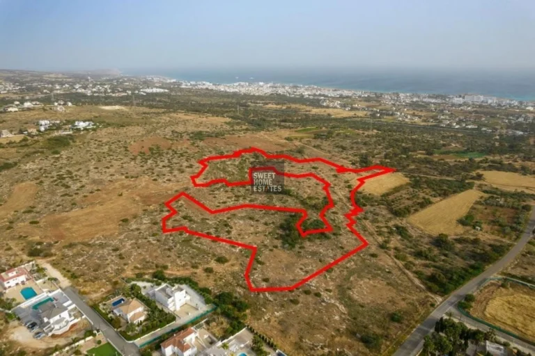 2,354m² Plot for Sale in Paralimni, Famagusta District