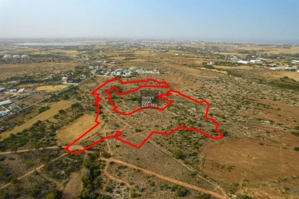 Οικόπεδο 2,354m² προς πώληση στο Παραλίμνι, Επαρχία Αμμοχώστου