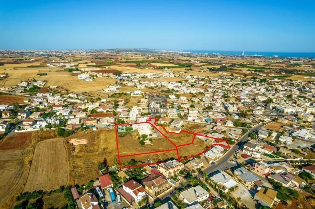 6,390m² Plot for Sale in Liopetri, Famagusta District